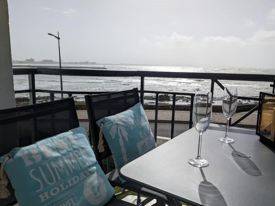 St Gilles Appartement Face Mer Сен-Ілер-де-Р'єз Екстер'єр фото